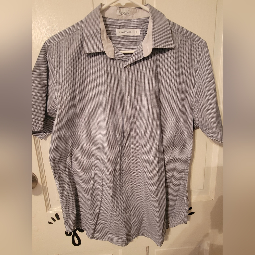 Calvin Klein Medium